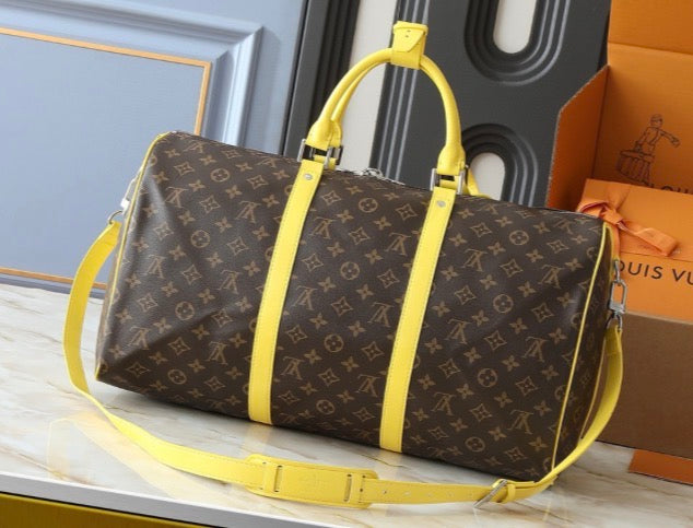 Summer Duffle Bags (Choose Color)