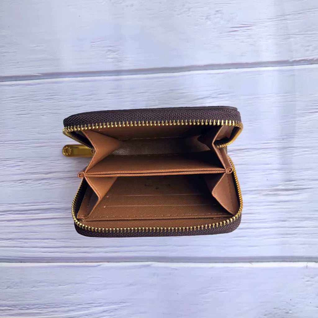 Neutral Compact Zipper Wallet (Choose Color)